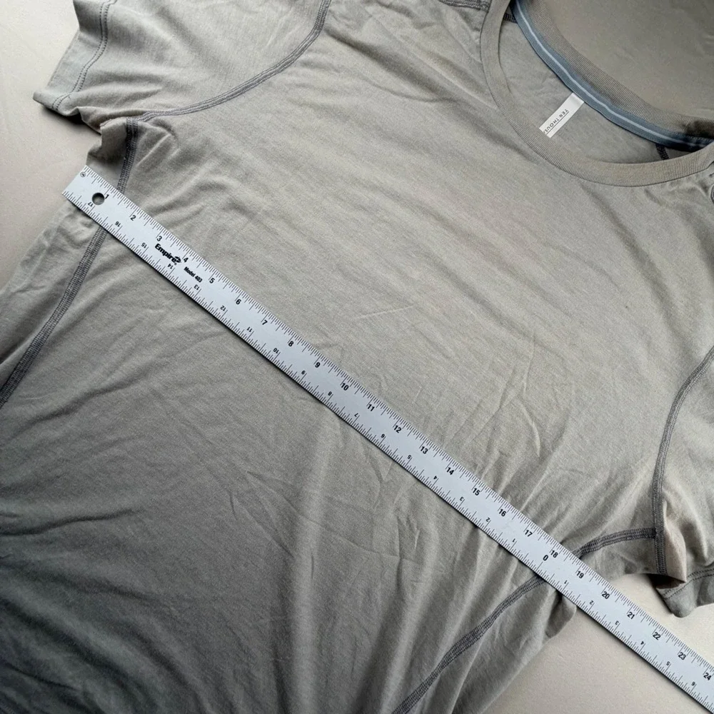 Ten Thousand Durable Shirt Training Tee Mens Large Gray Solid Flatlock Seams 272